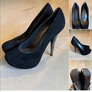 Stuart Weitzman black suede platform pumps 7.5